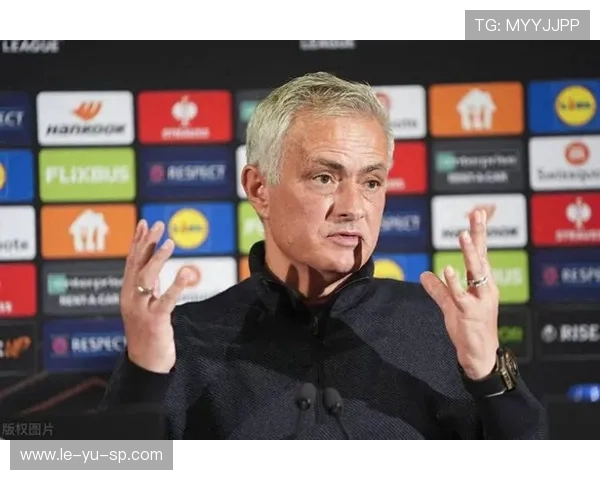 穆里尼奥：葡萄牙战术大师重返绿茵，迎接新挑战